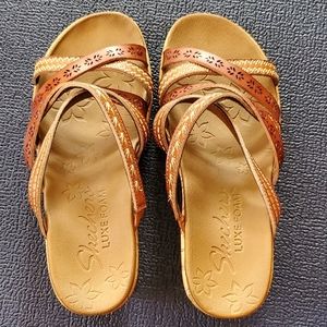 Sketchers Beverlee - Clicky Vibes women heel sandals